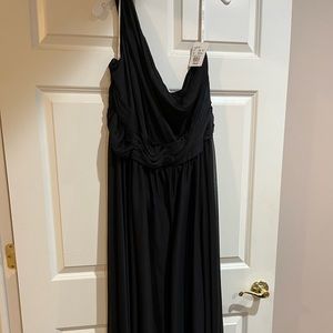 Black bridesmaid or prom dress. Size 24. Brand new. Never work.